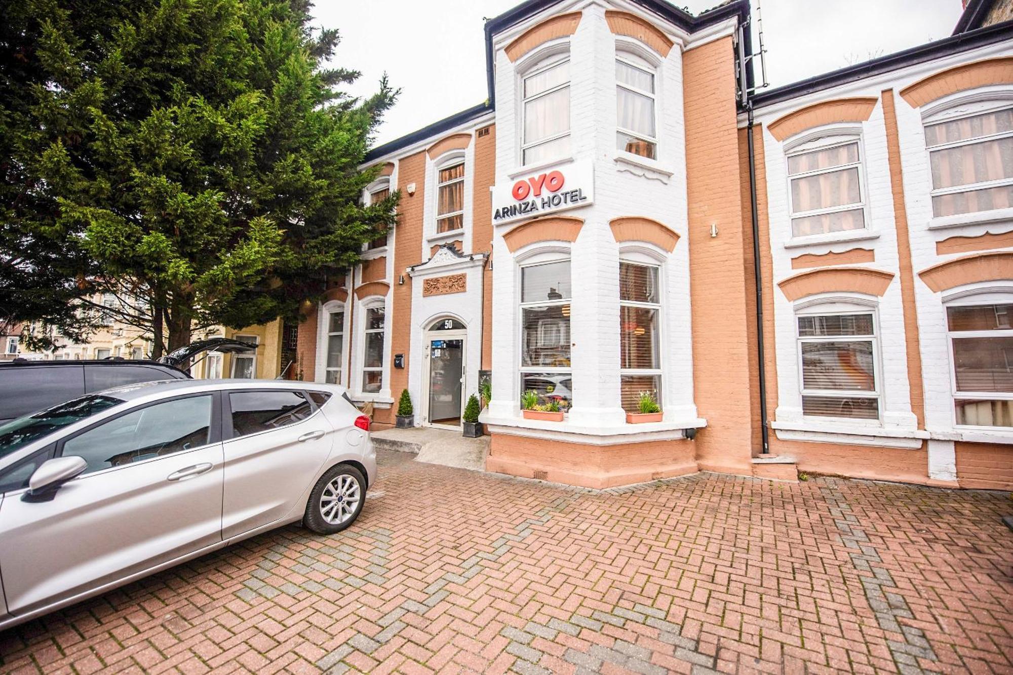 Arinza Hotel, London אילפורד מראה חיצוני תמונה